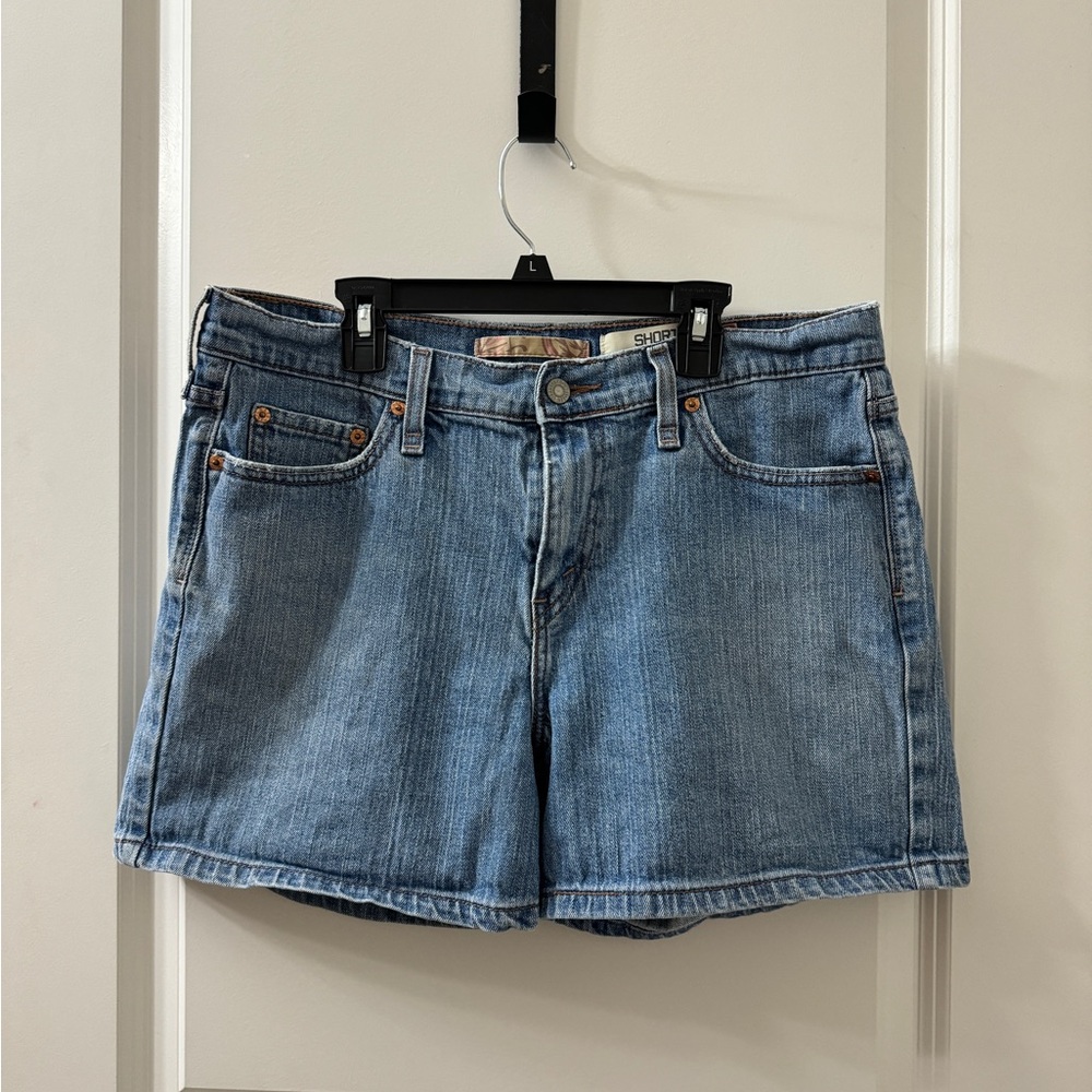 LEVI 515 JEAN SHORTS SIZE 12
